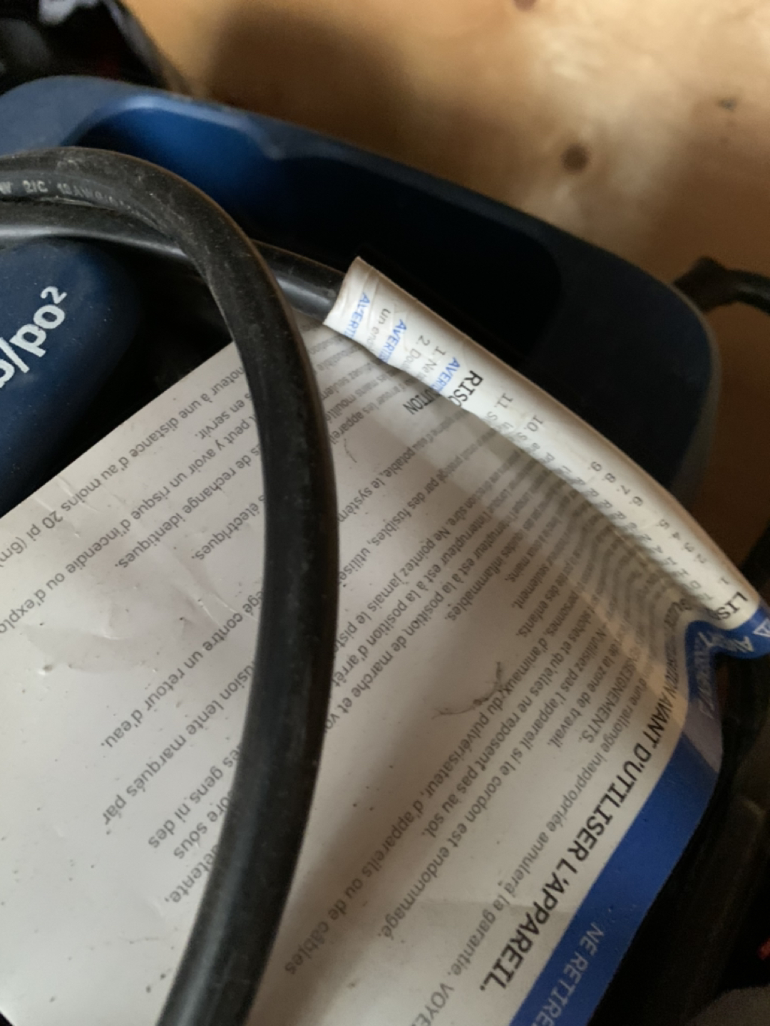 Simoniz 1600 PSI Electric 4-Wheel Pressure Washer image indicator(8)