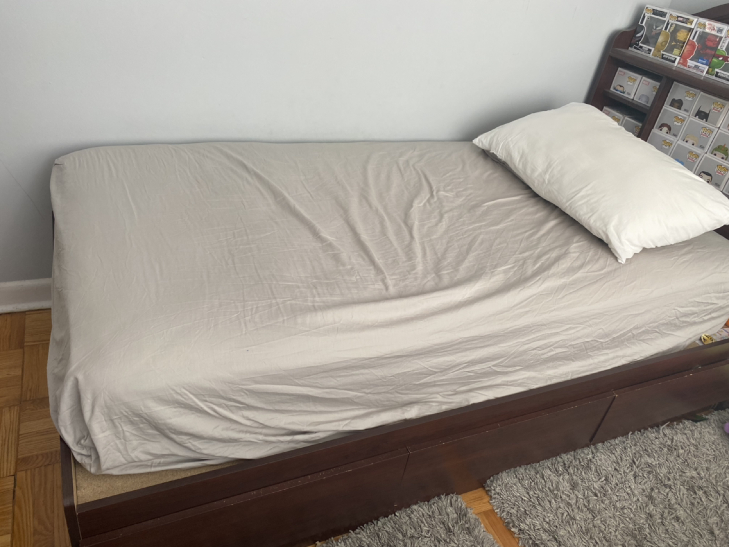 Single bed for boy or girl( no mattress) - photo 3