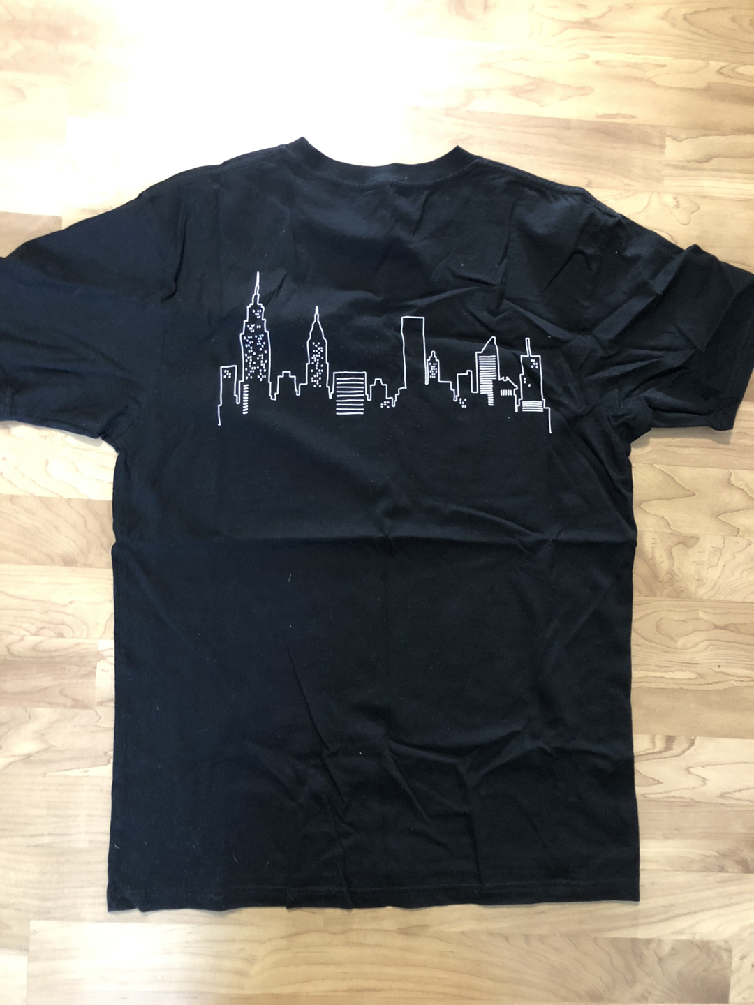 Black graphic tee - size large image indicator(2)