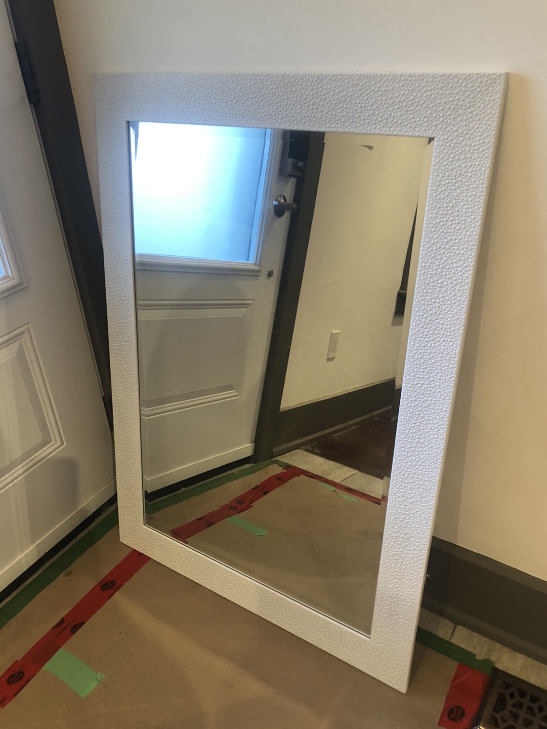 White Mirror
