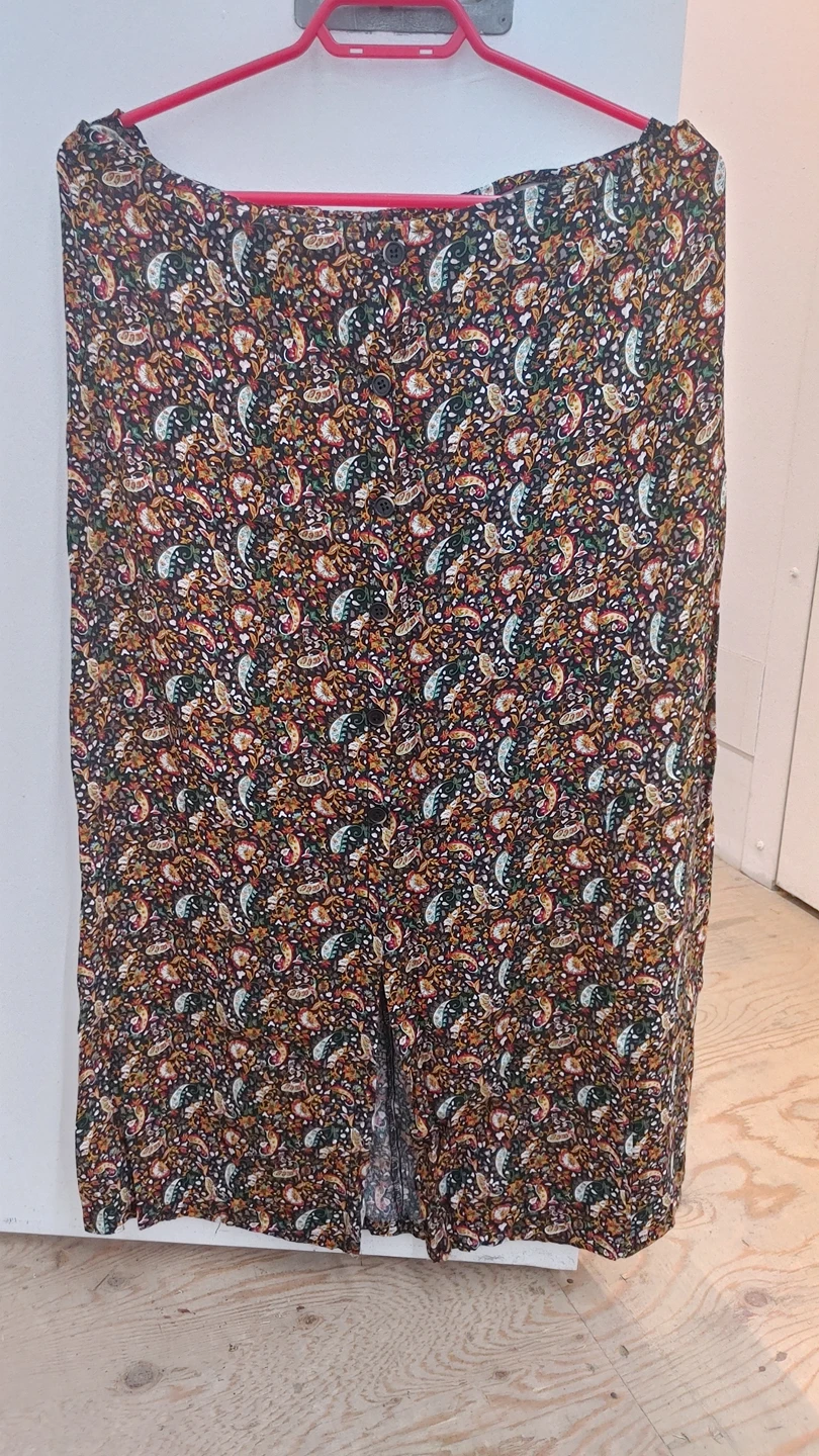 Ladies Button Down Skirt