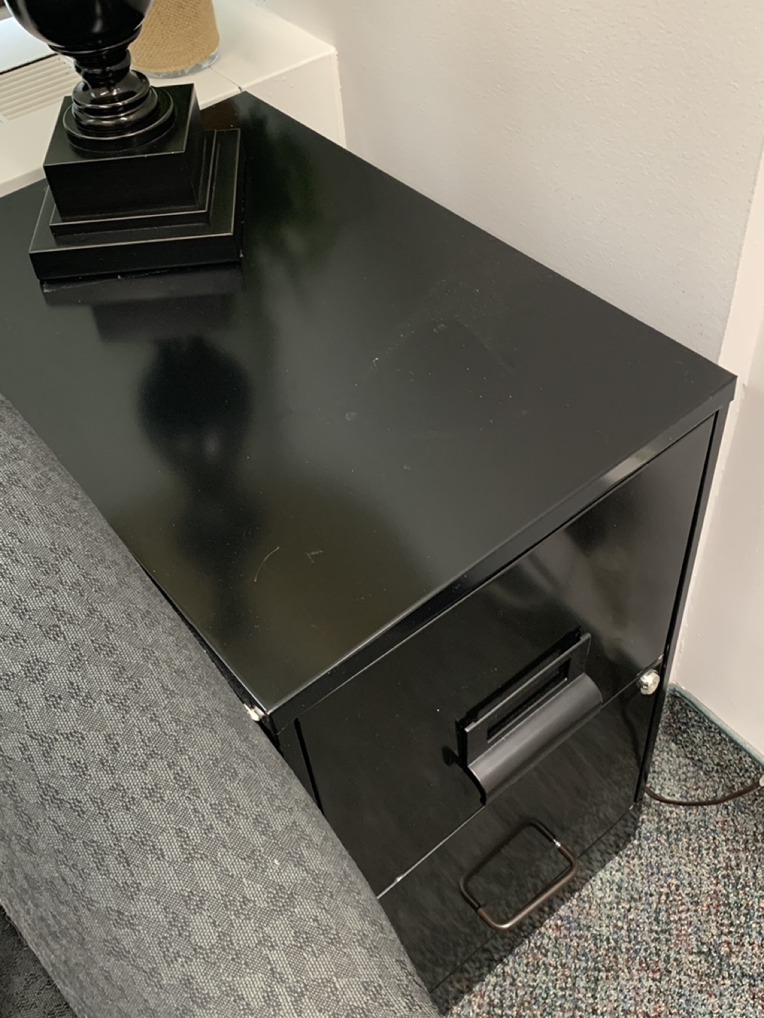 2-Drawer Filing Cabinet