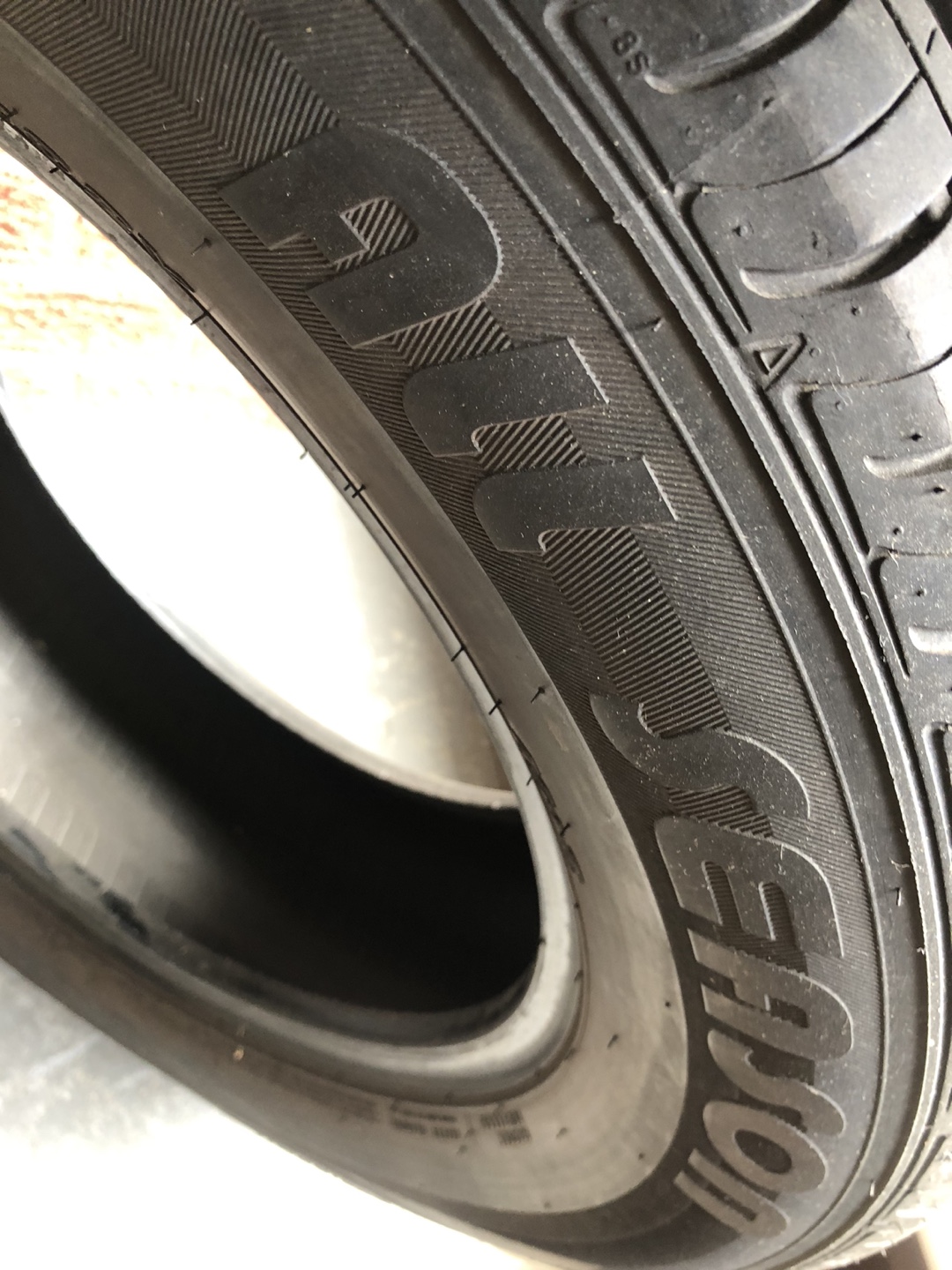2 Tires (All Season)225/65 R17 - photo 4