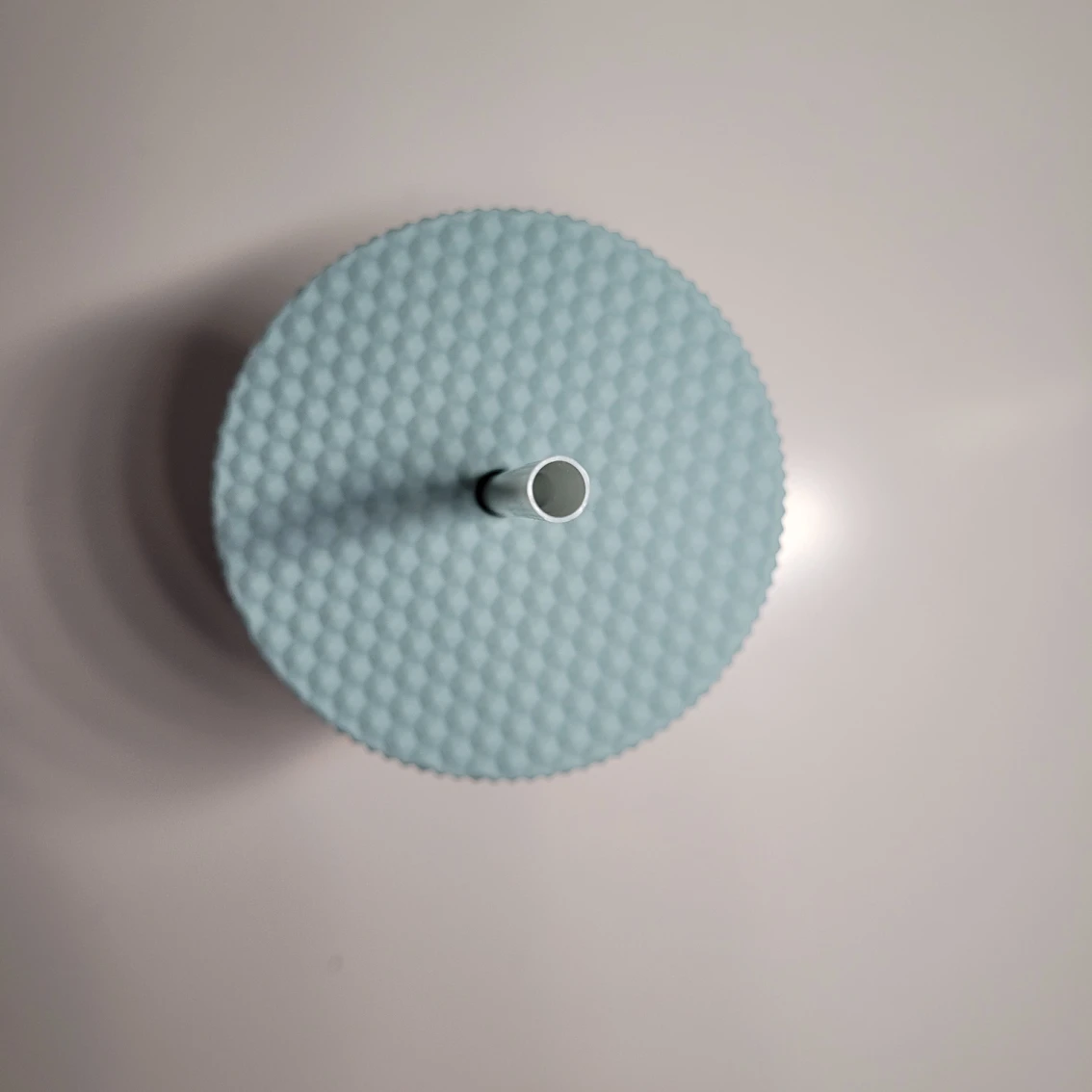 Studded tumbler cold cup with straw image indicator(2)