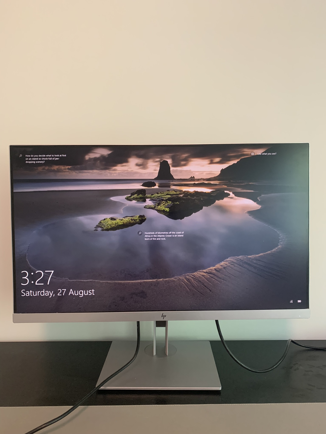 HP E273 27 inch monitor