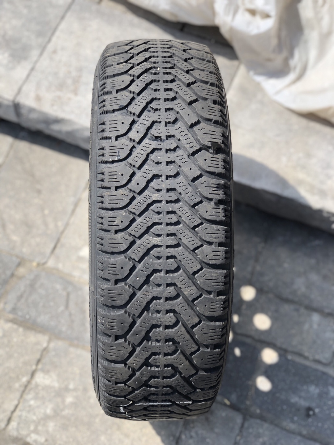 P185/60R15 Winter Tires & Rims - photo 2