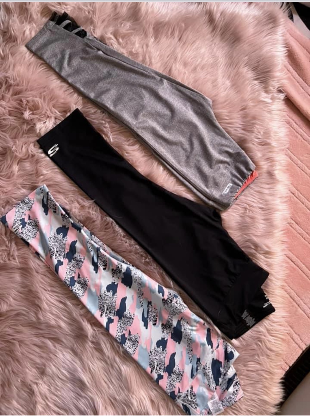 pants and leggings thumbnail