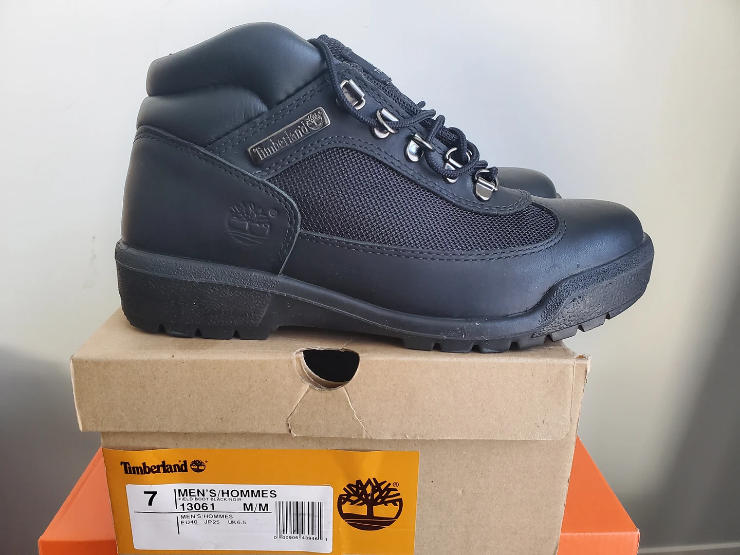 Brand New in Box - Men's Timberland Field Boot - Sz 7 - photo 2