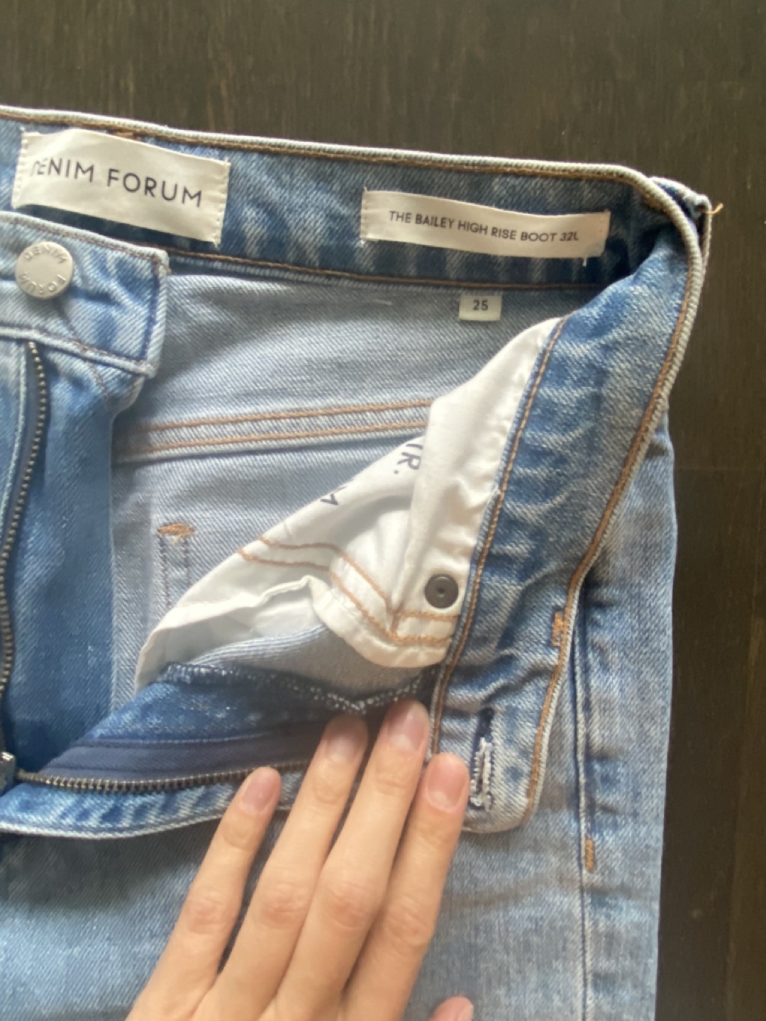 Denim Forum Bailey Jeans, size 25, 32 length image indicator(3)