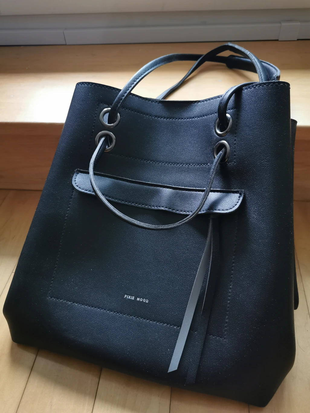 Pixie mood - black tote