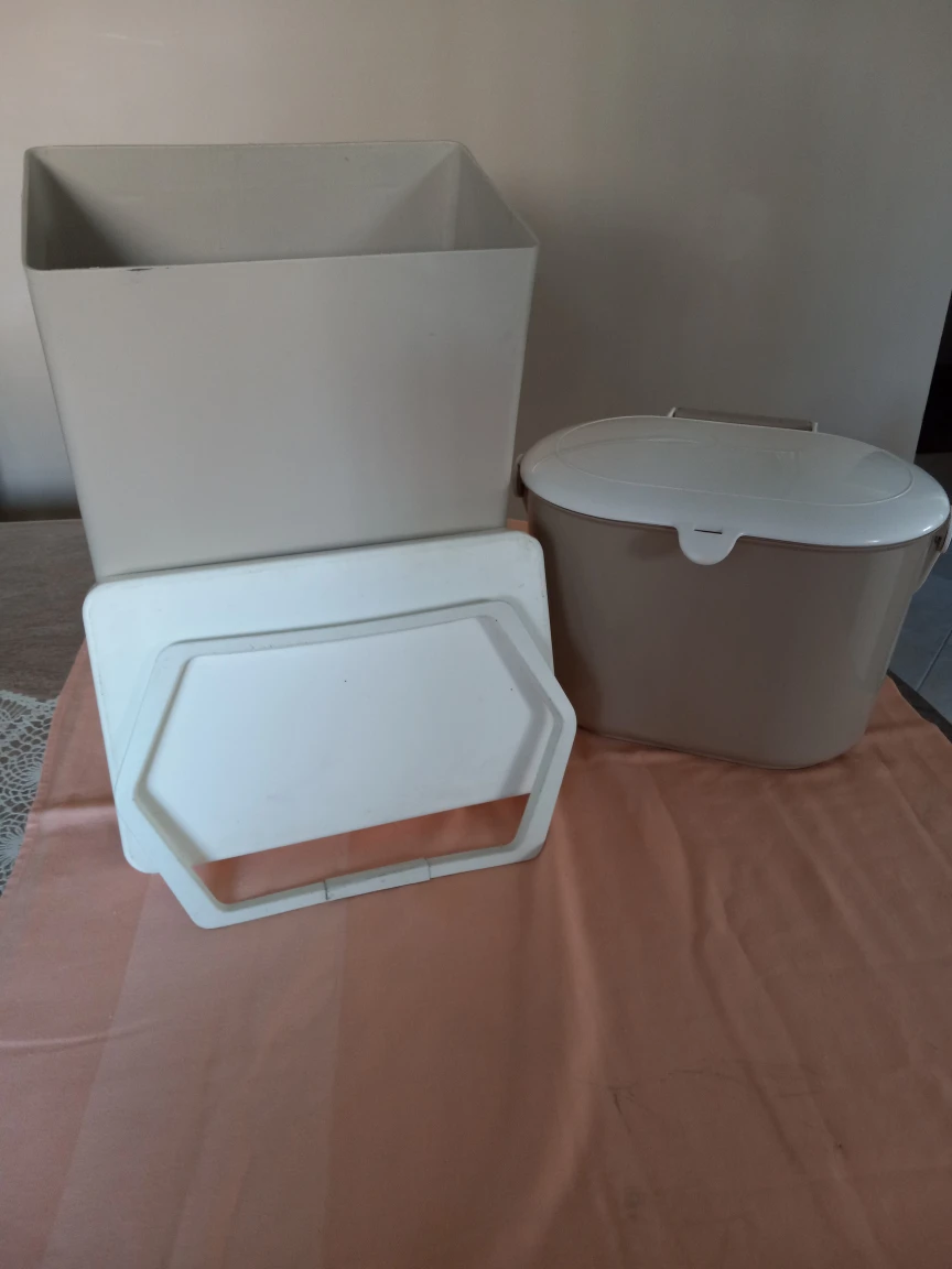 Under sink garbage containers $10 each thumbnail