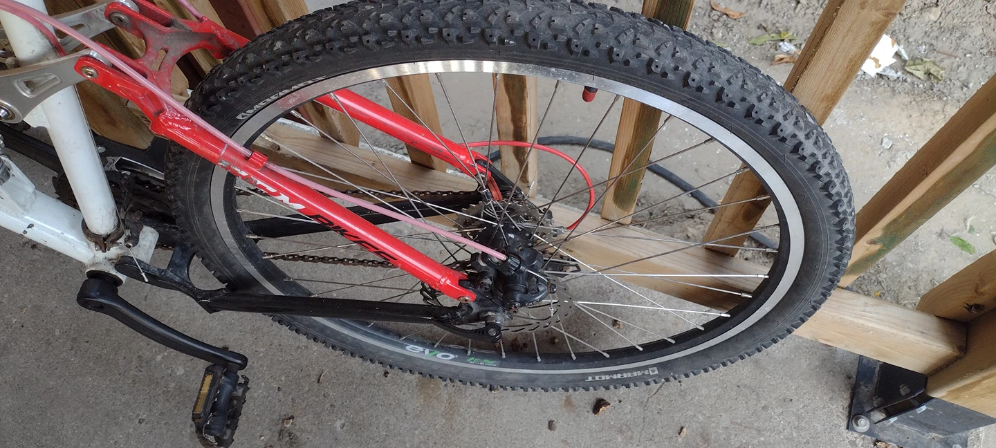 Medium CCM racing bike image indicator(4)