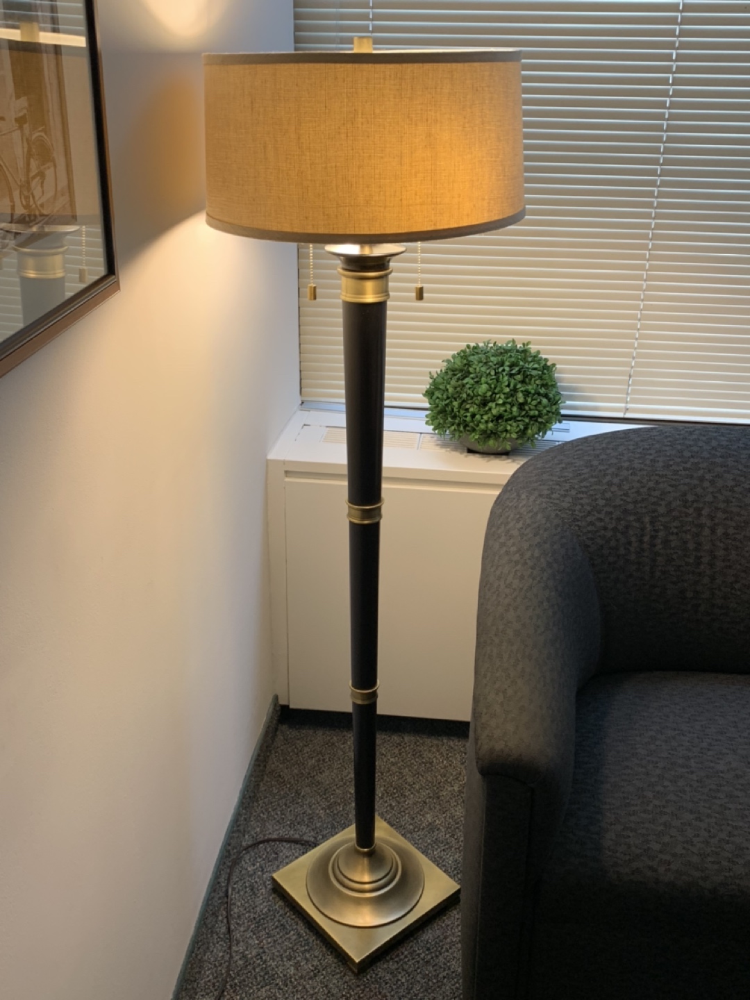 Lovely Floor Lamp - photo 3