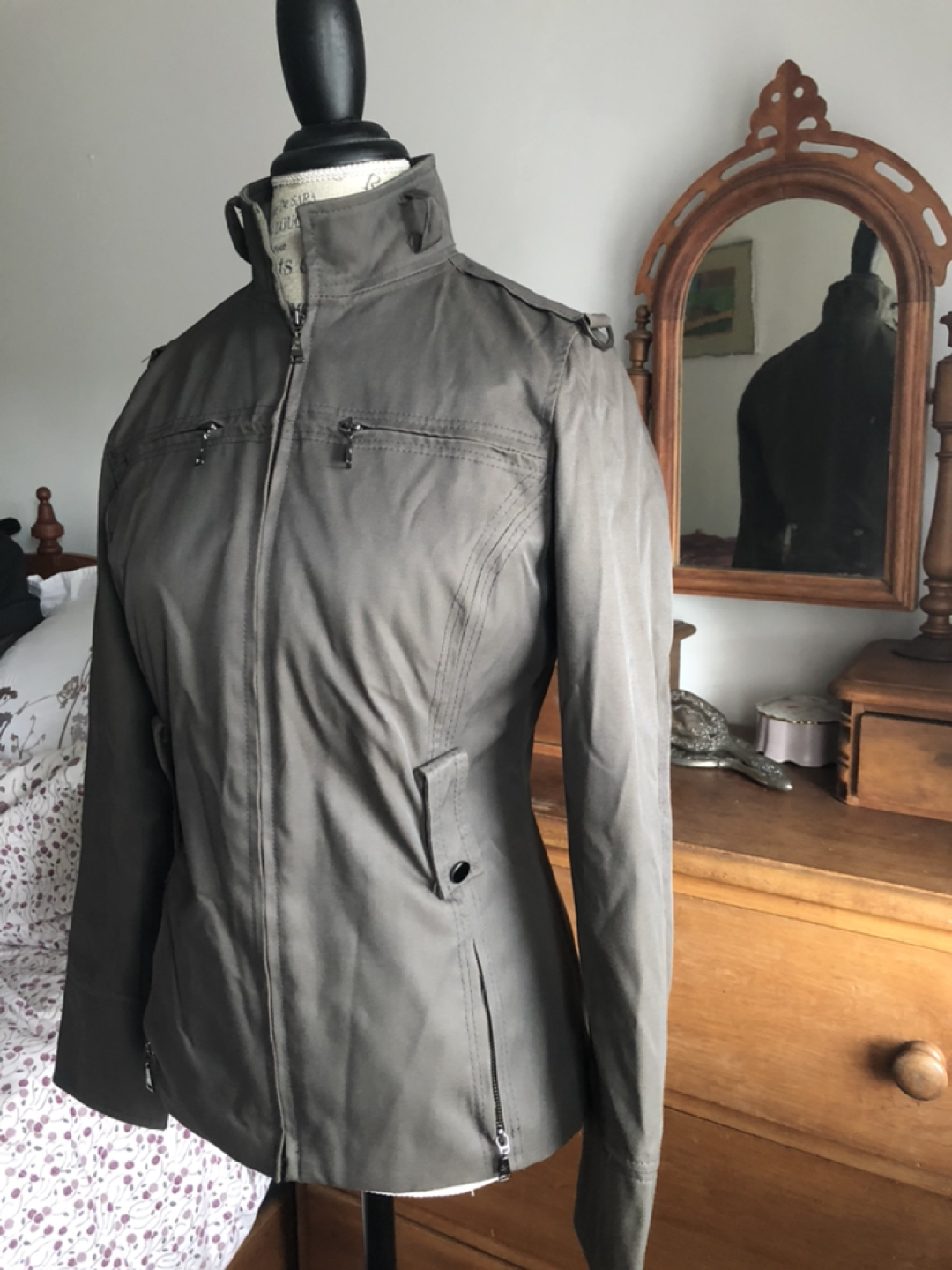 Fall Zara jacket size S thumbnail