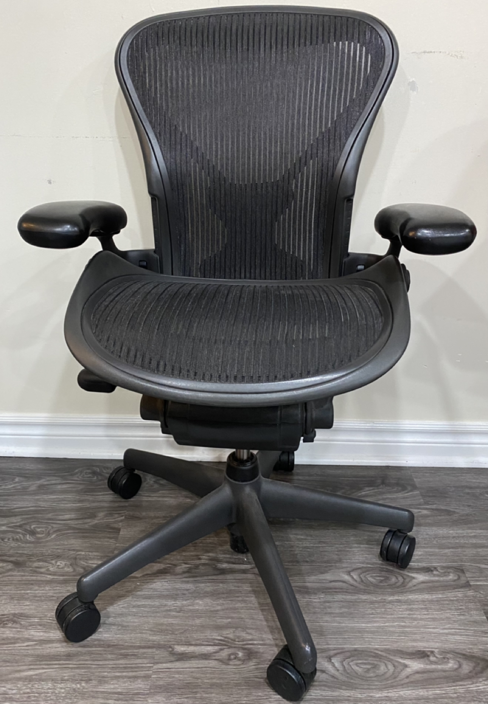 Herman Miller Aeron Chair Size B Posture Fit