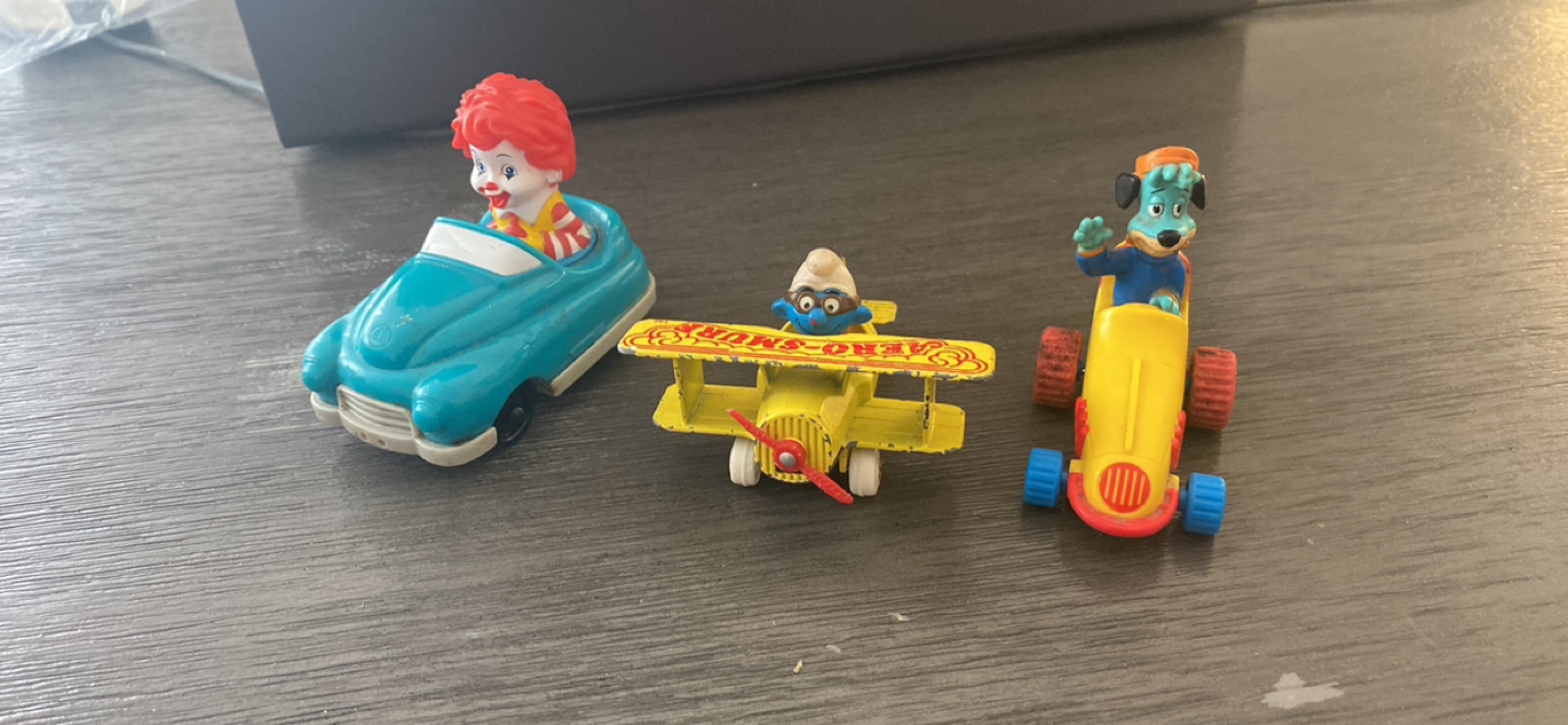 Vintage toy cars lot! Needs a new home! - photo 5