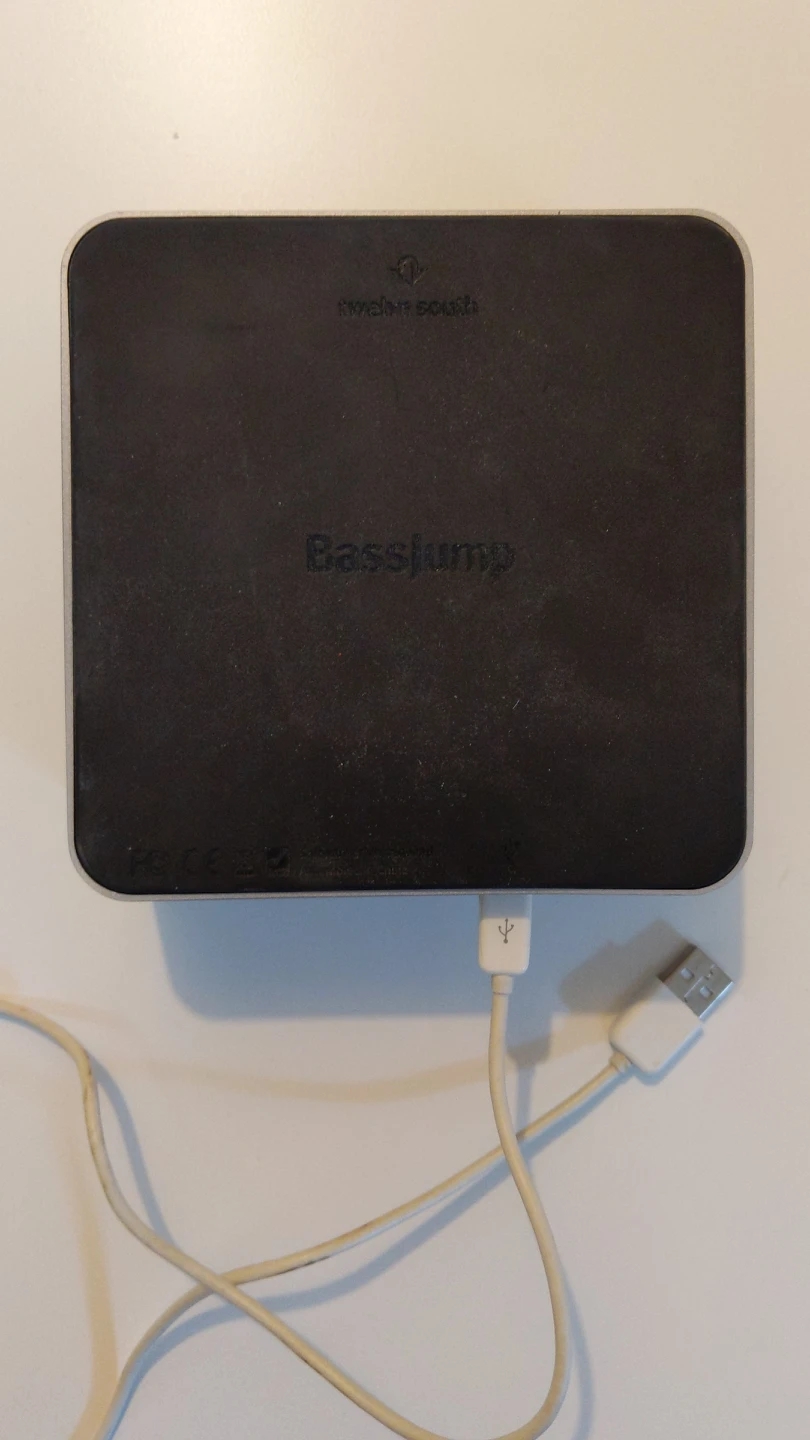 bass speaker (BassJump) for your MacBook - photo 2