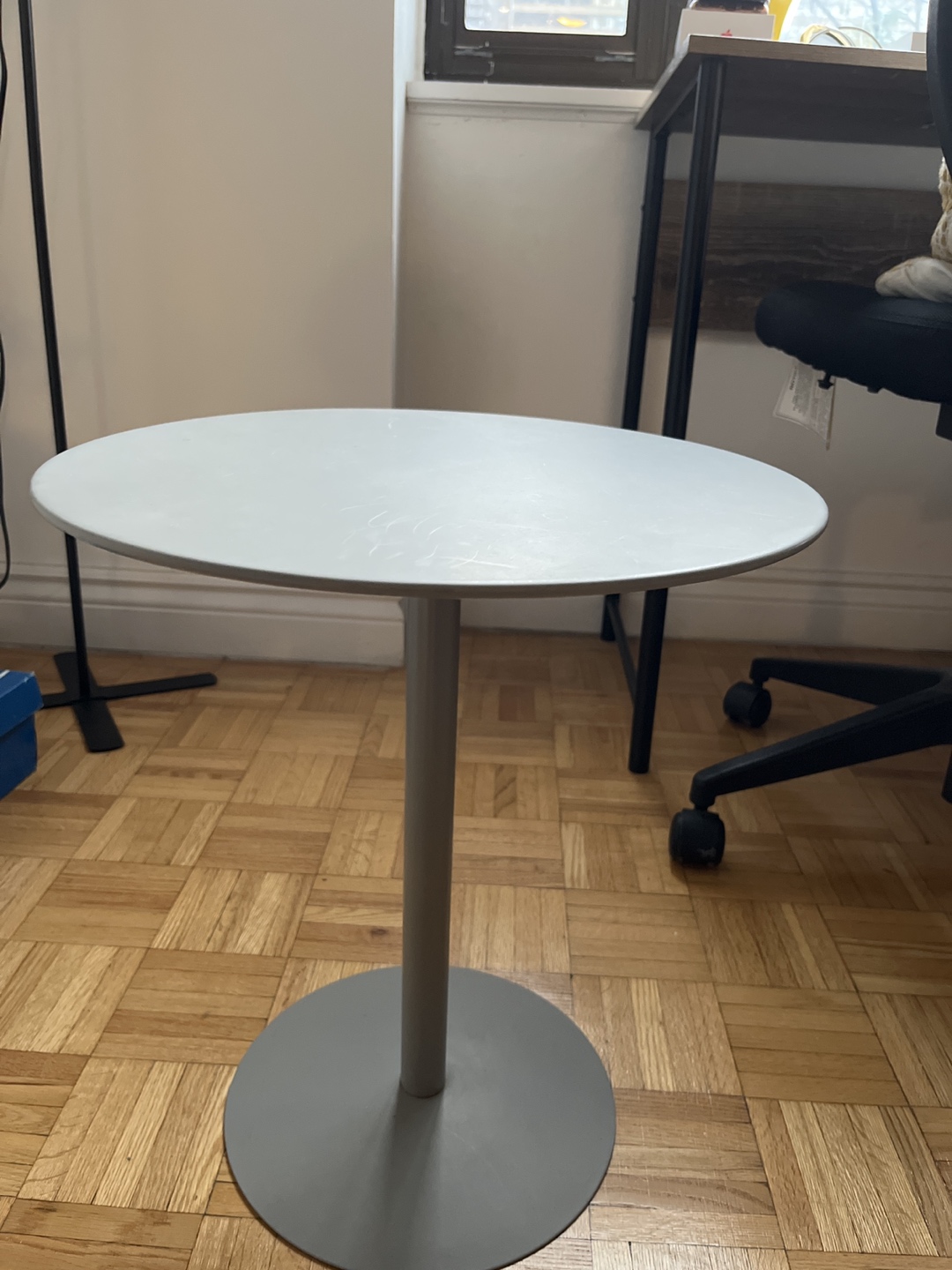 Side Table - photo 2
