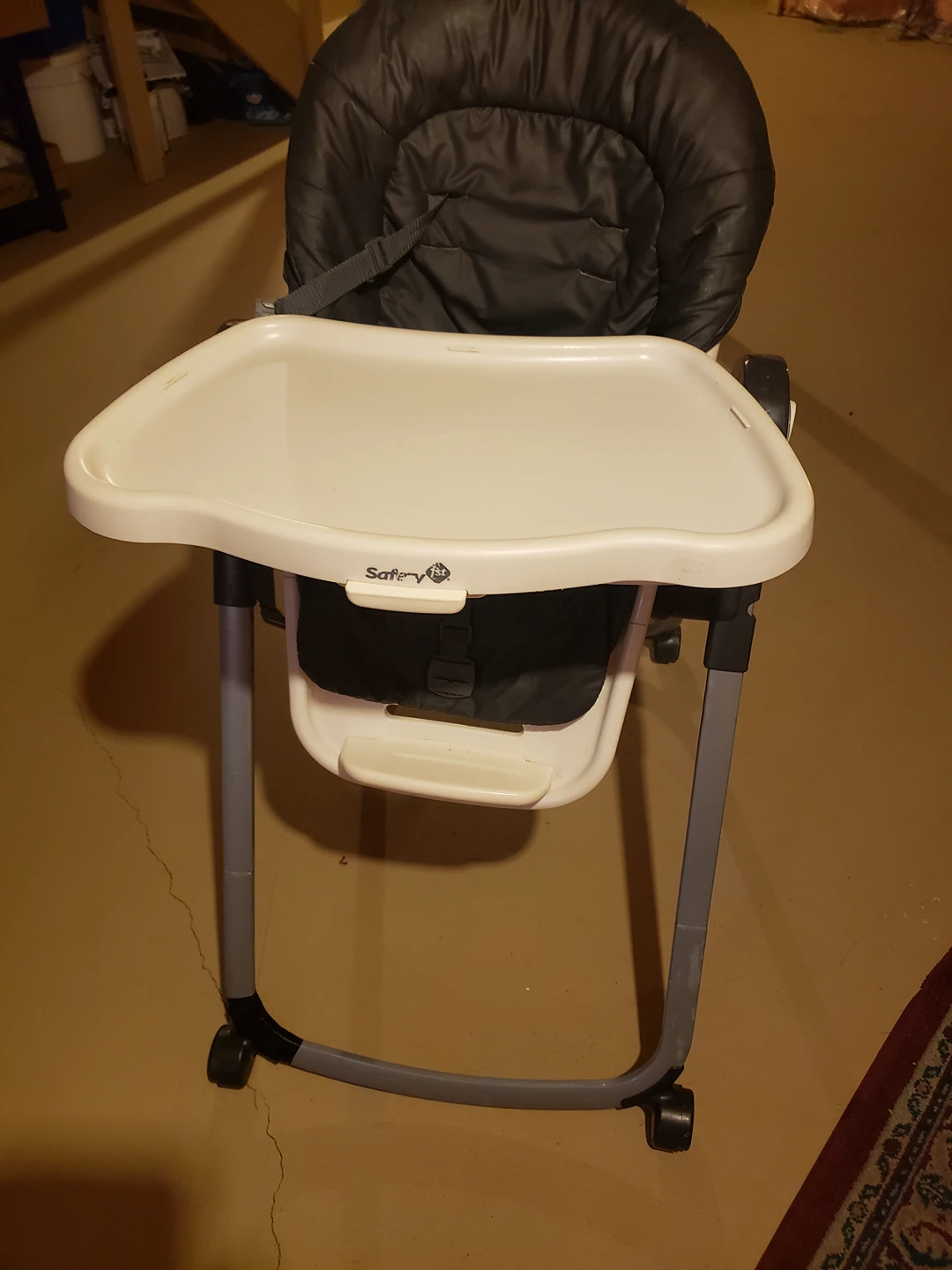 high chair - photo 3