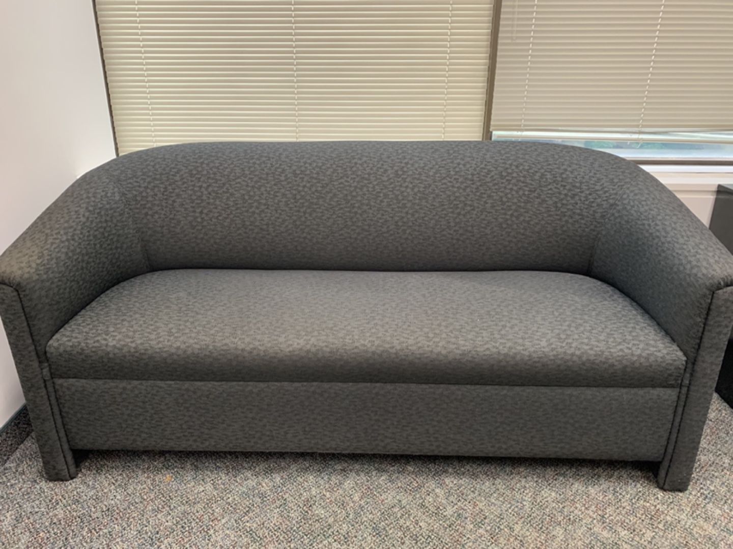 Nice Love Seat with Pillows - photo 3