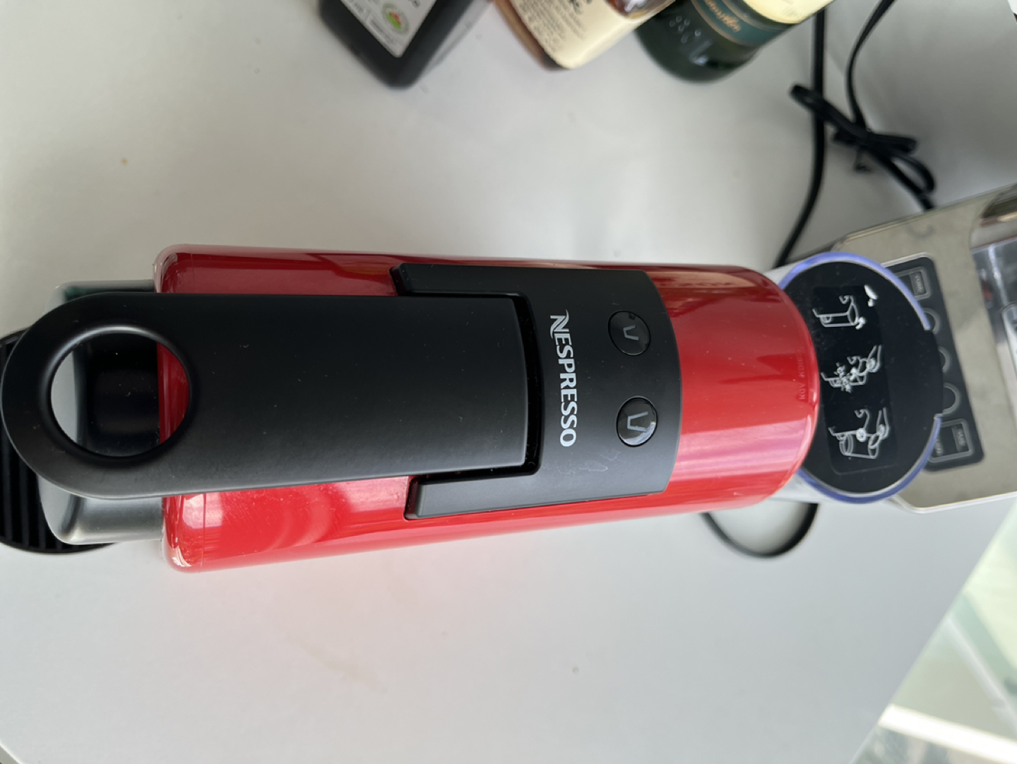 Nespresso machine - photo 3