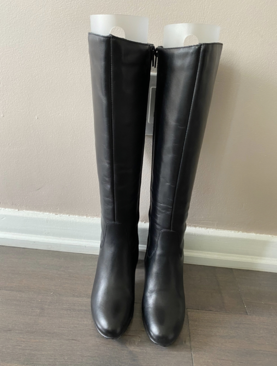 Leather knee high boots thumbnail