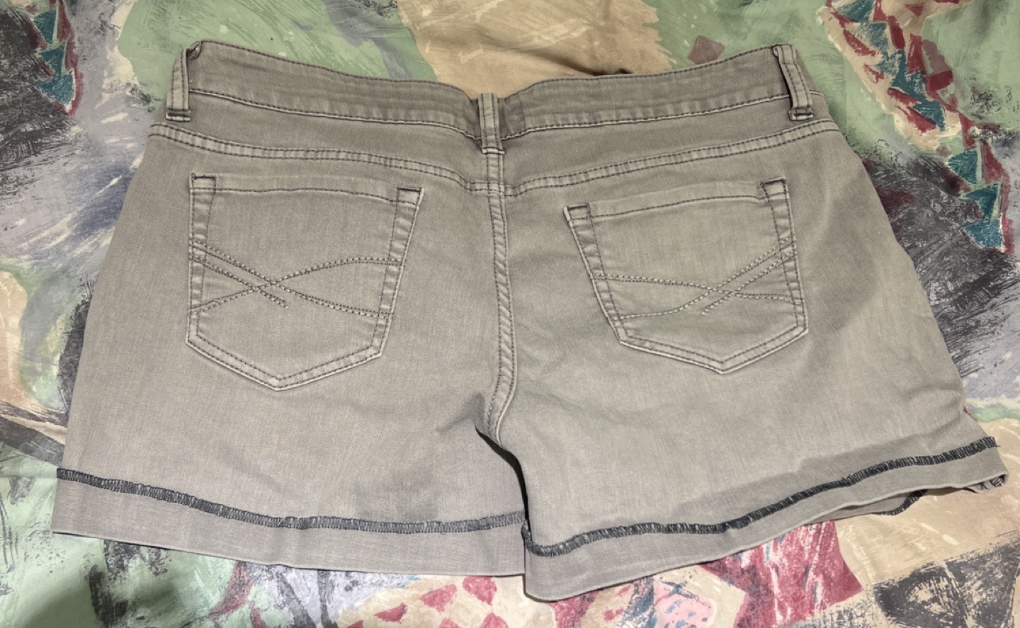 Aeropostale Gray shorts image indicator(2)