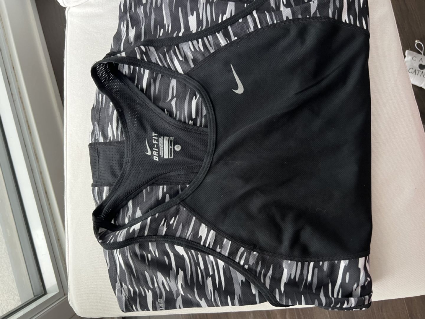 Nike sports tank top thumbnail