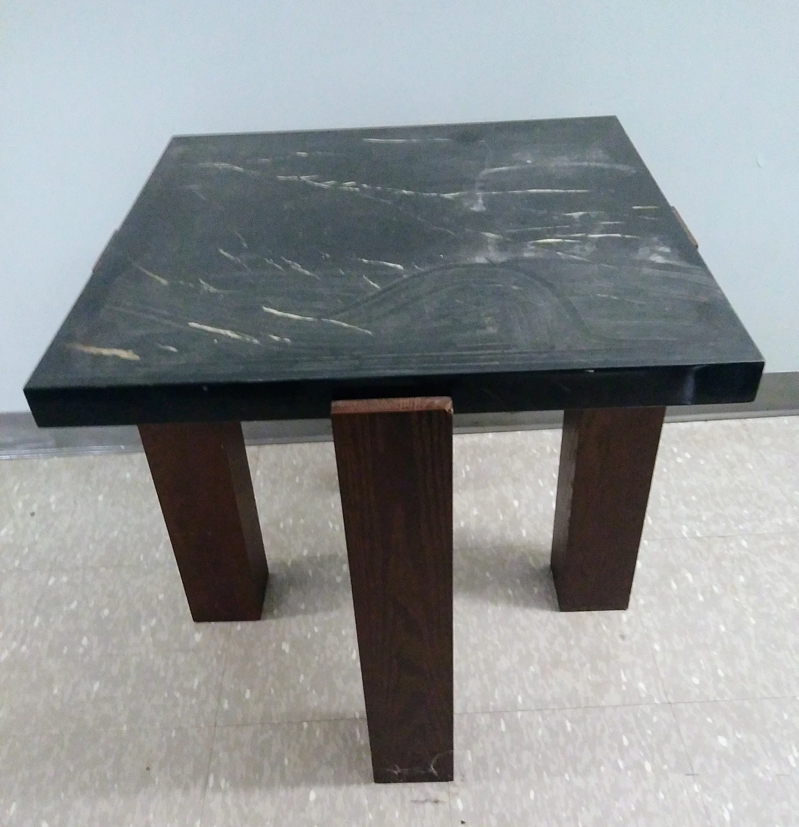 Coffee/End Table - photo 2