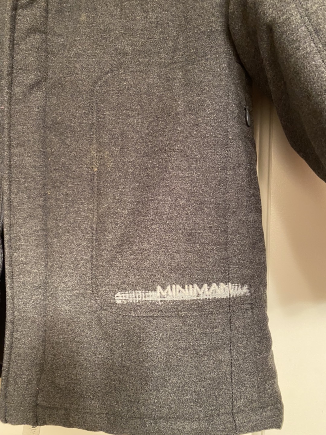 Boy’s Miniman grey hooded coat size 8 image indicator(3)