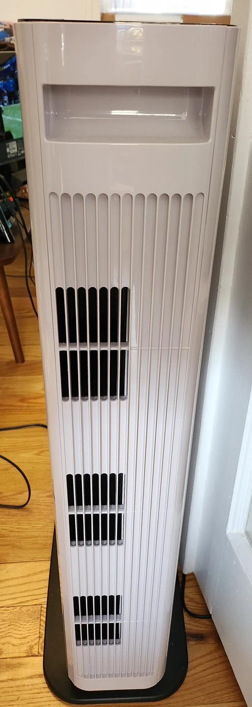 Shark Air Purifier w.remote- $300 - photo 3