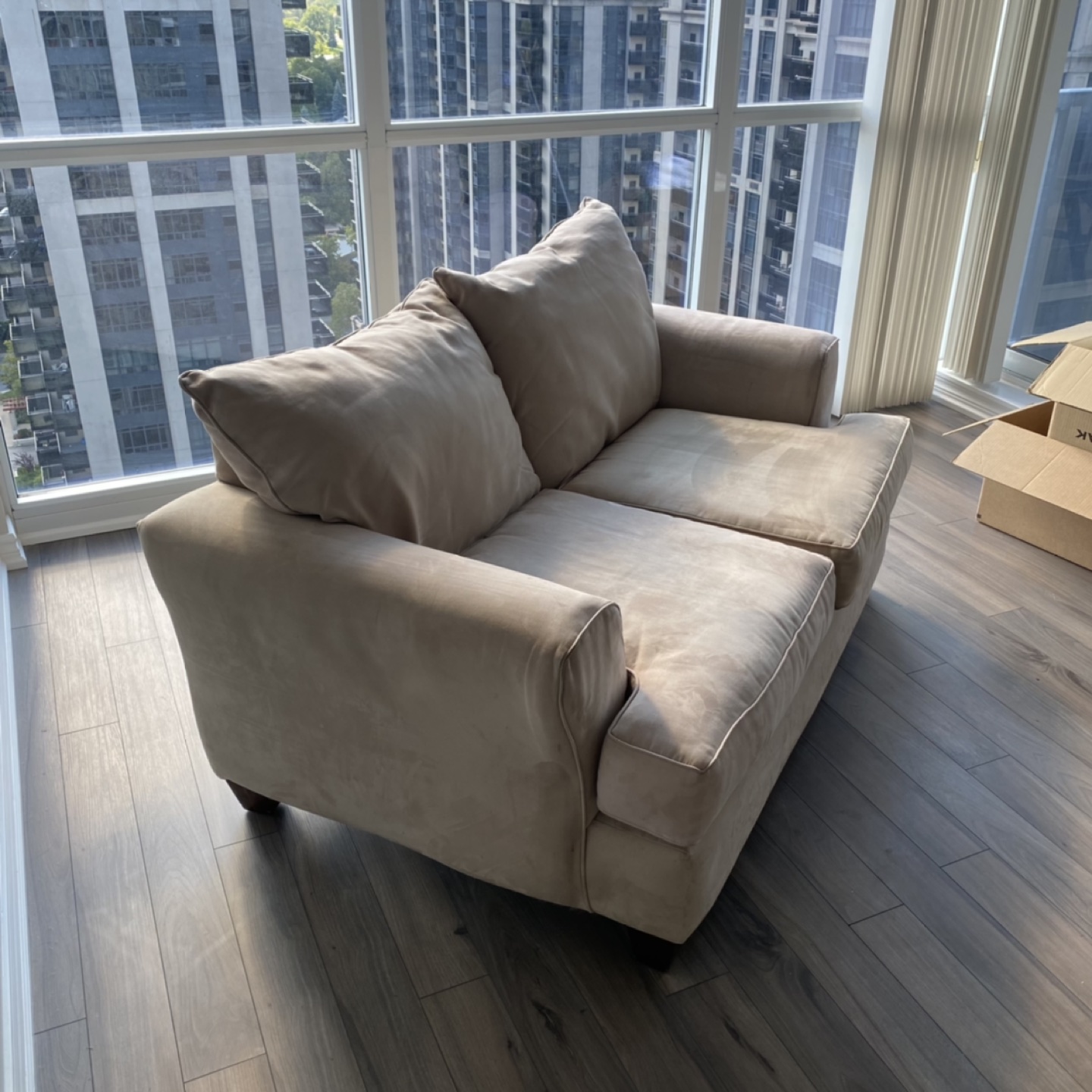Couch/Sofa - photo 3