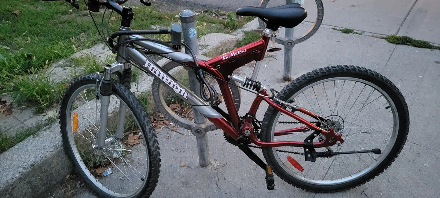 Raleigh Bike and U-Lock, mountain bike, delivery bike
