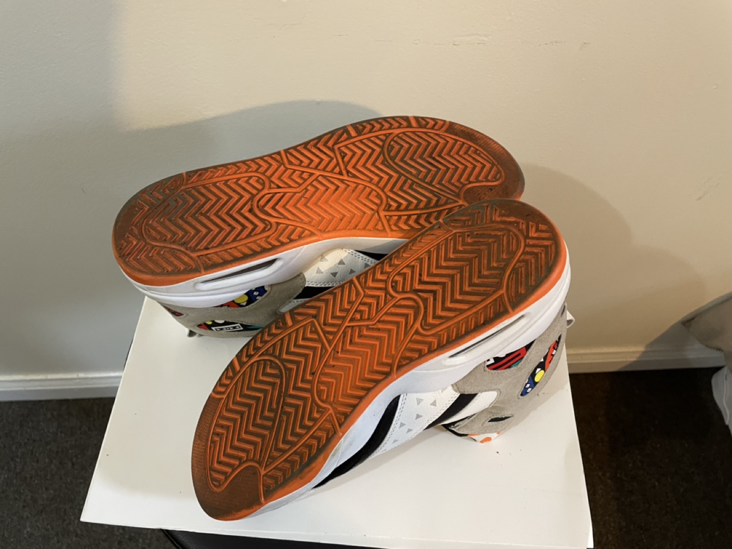 Gently used men sneakers - photo 3