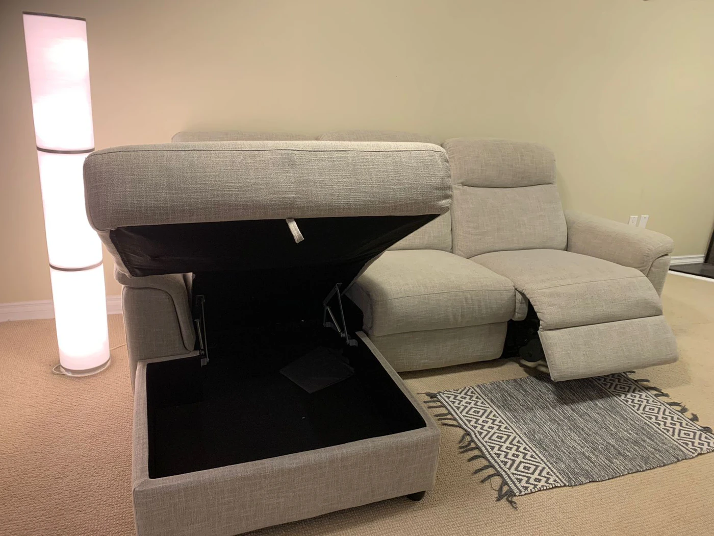 Sofa, Sectional with recliner. - photo 4