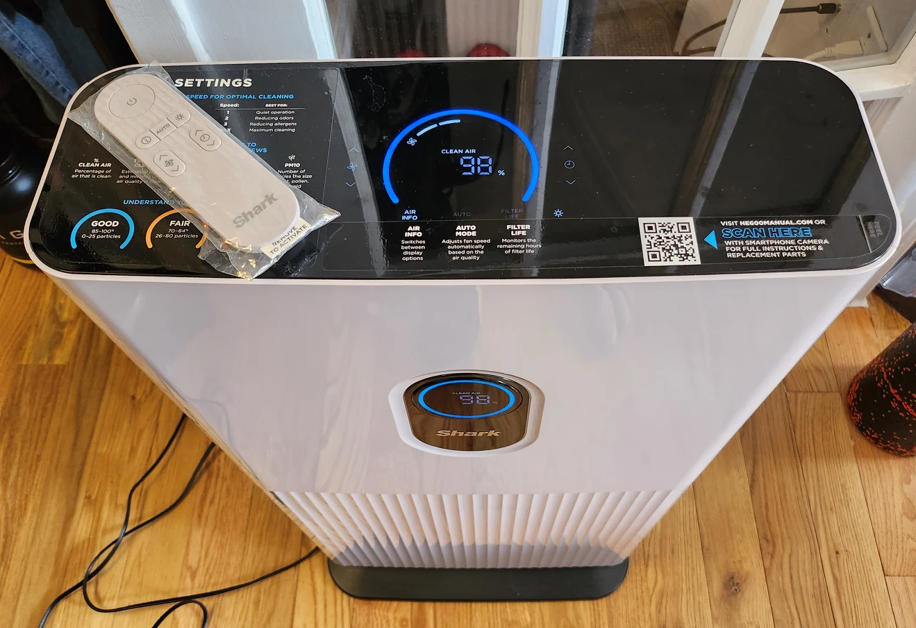 Shark Air Purifier w.remote- $300 - photo 5