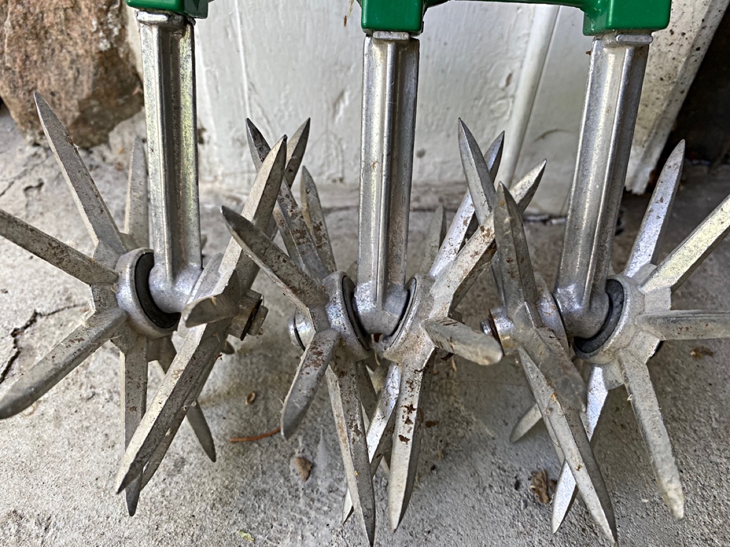 GARANT - Garden Weasel Cultivator thumbnail