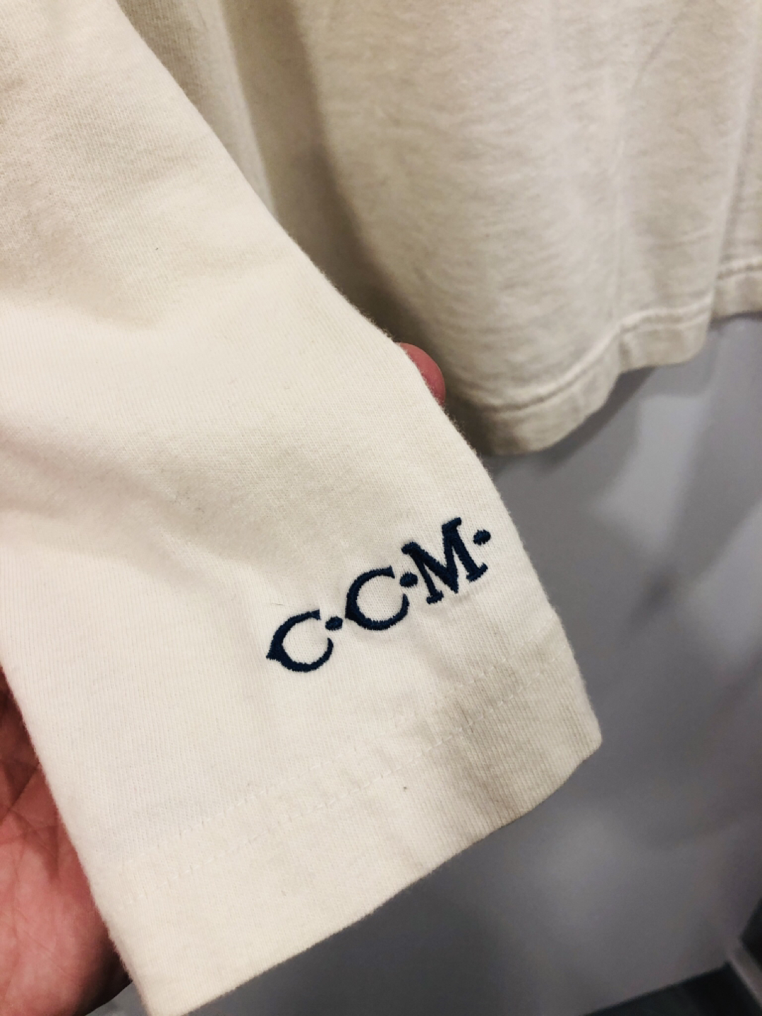 Toronto Maple Leafs long sleeve sweater image indicator(6)