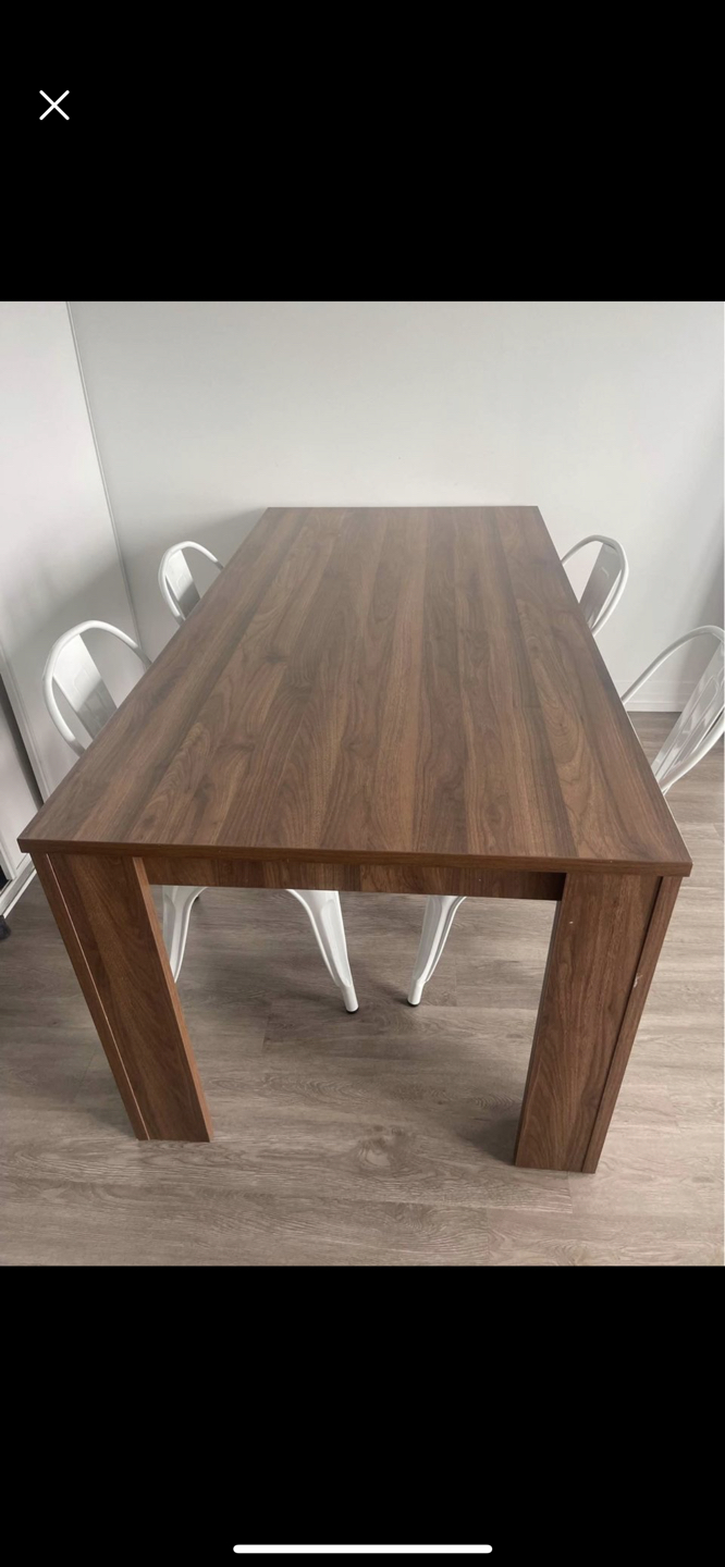 Structube dining table and 4 chairs - photo 2