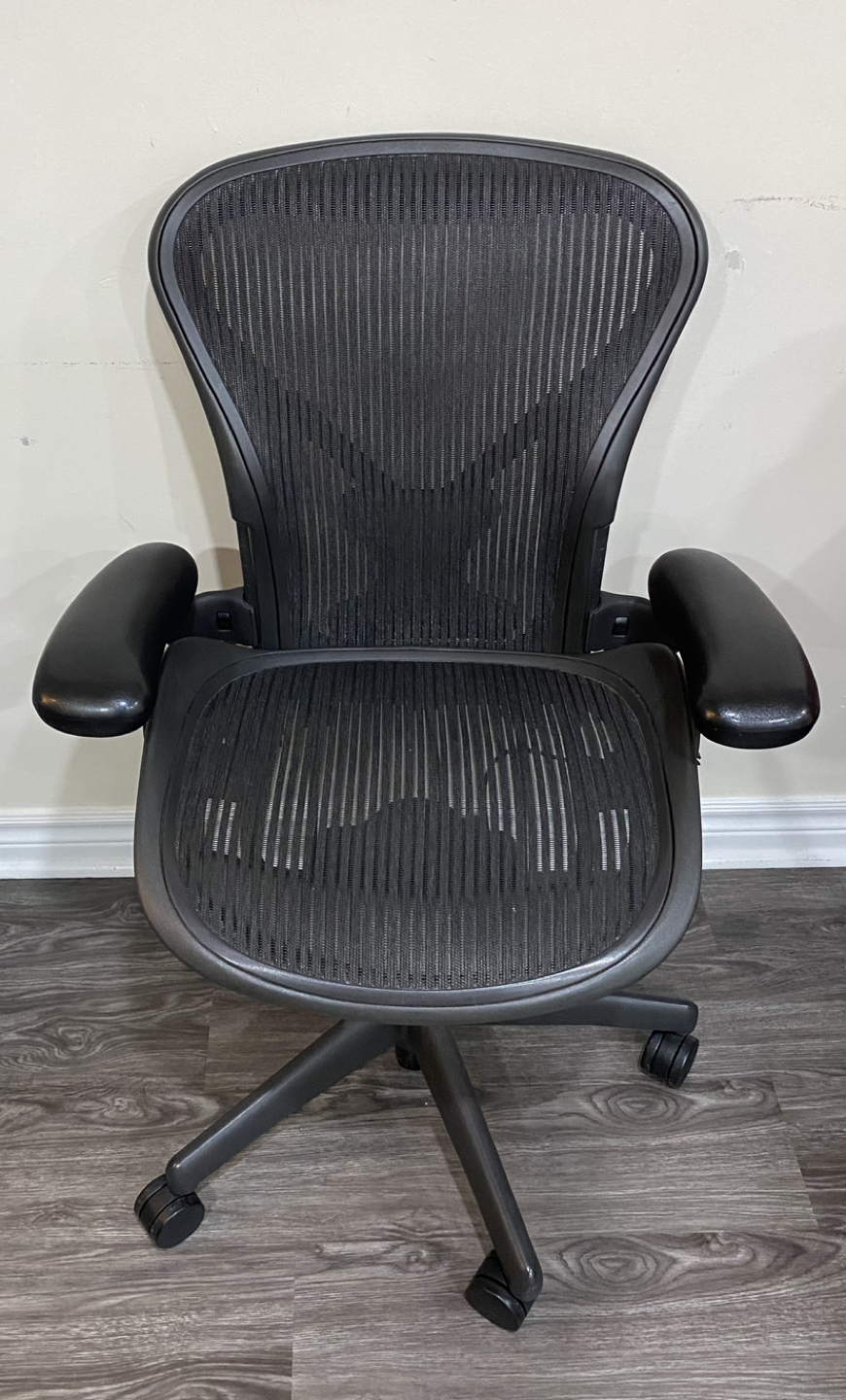 Herman Miller Aeron Chair Size B Posture Fit - photo 2