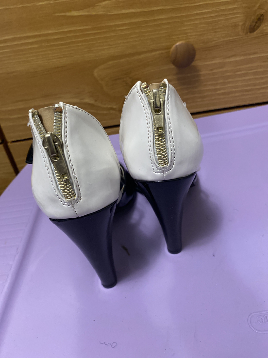 FREE Black and White Heels - Size 8 - photo 3
