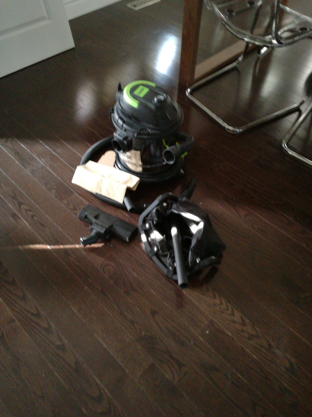 Vacuum - photo 3