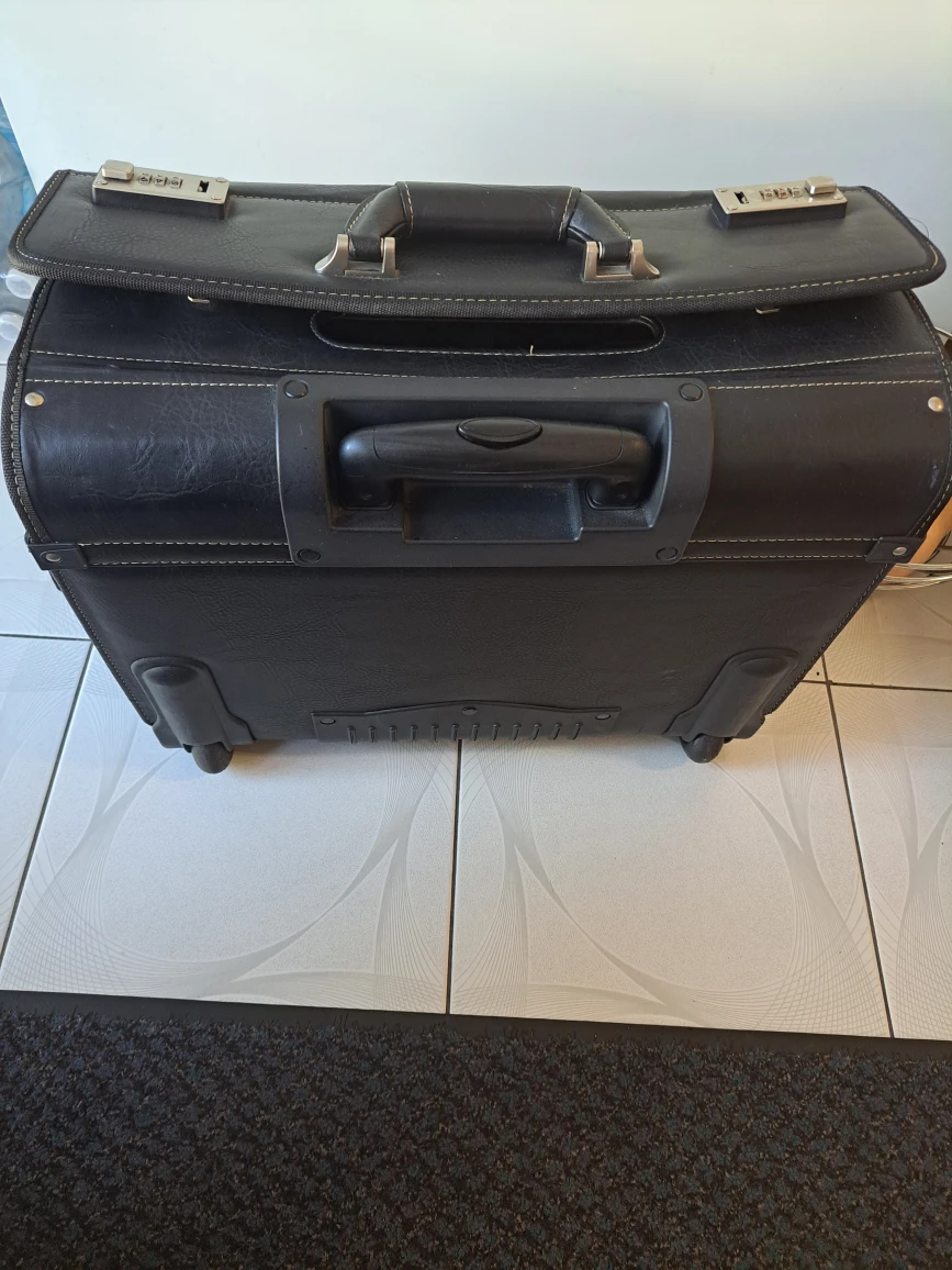 BUGATTI BAG image indicator(5)