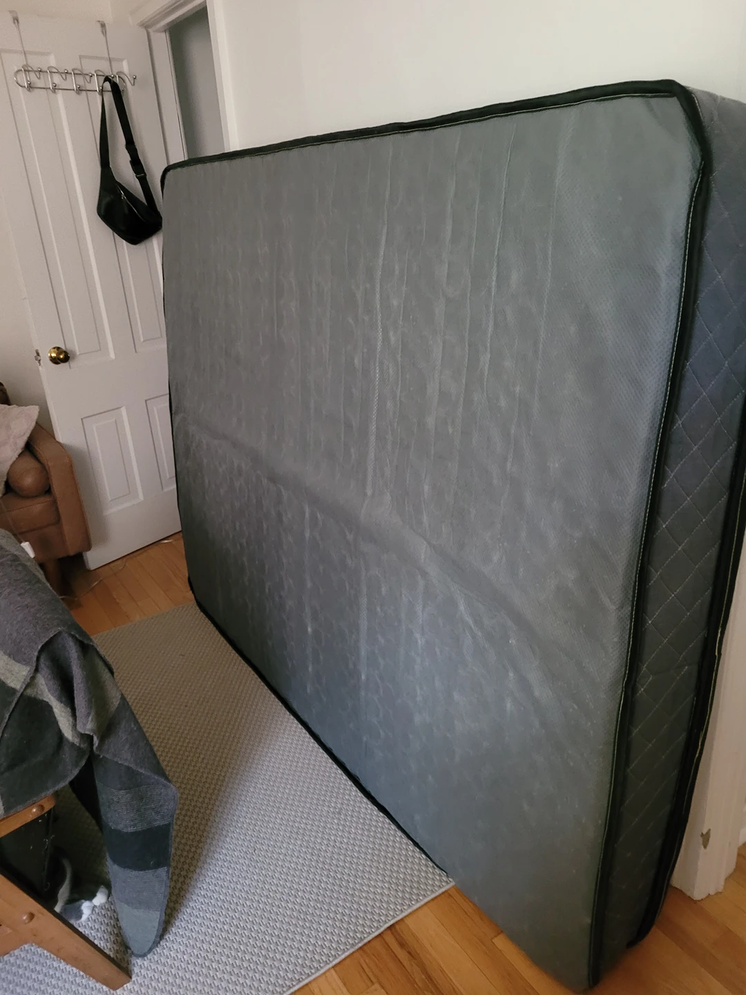 mattress - photo 3