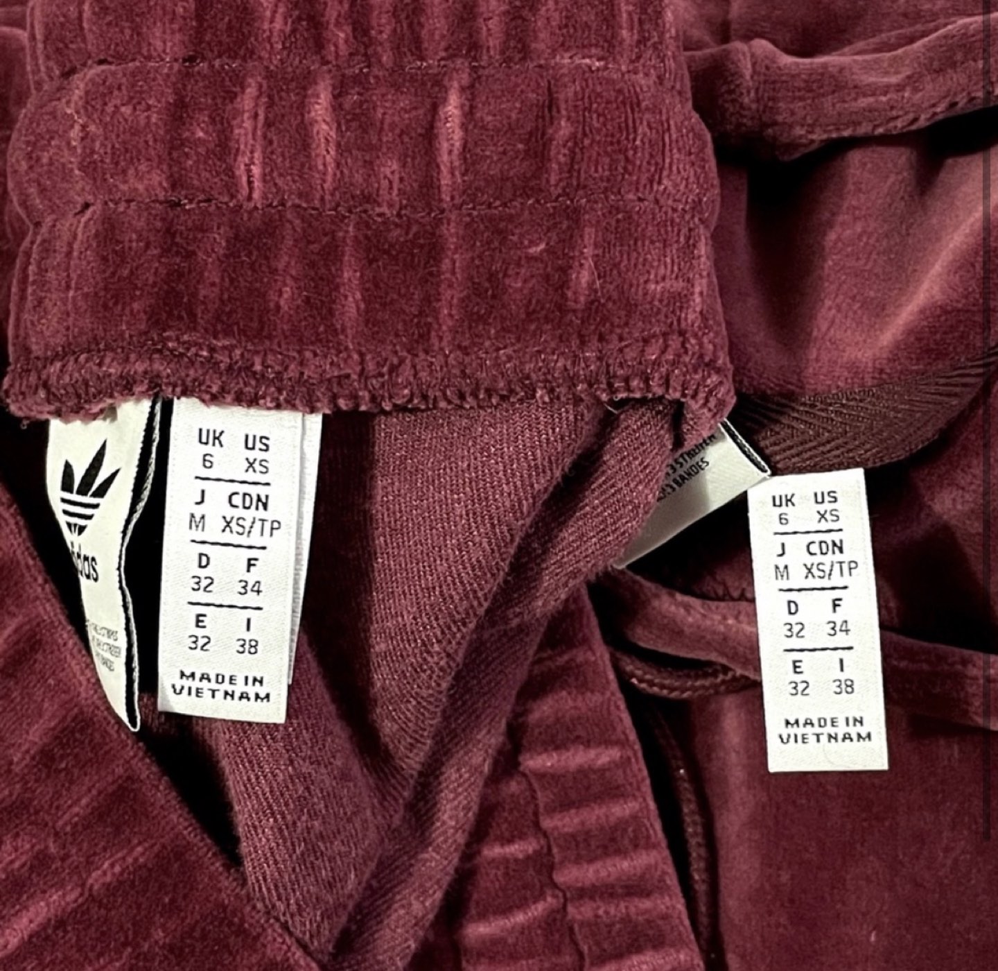 ADIDAS velour set image indicator(2)