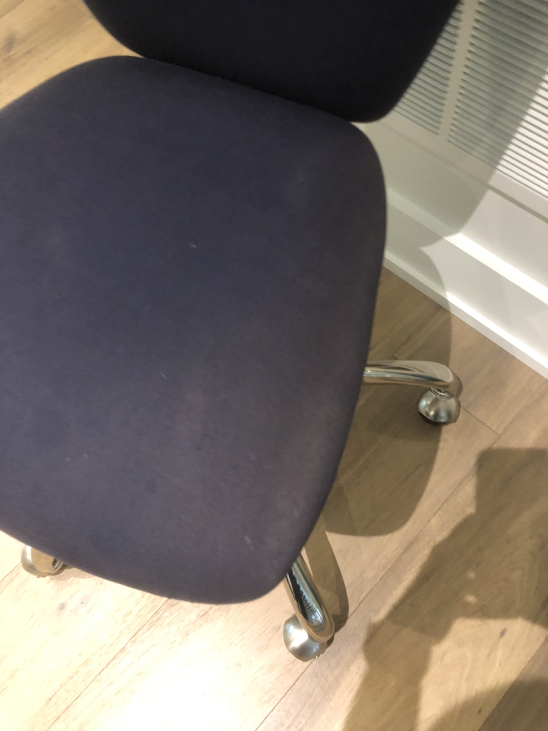 Pottery barn kids desk chair - photo 2