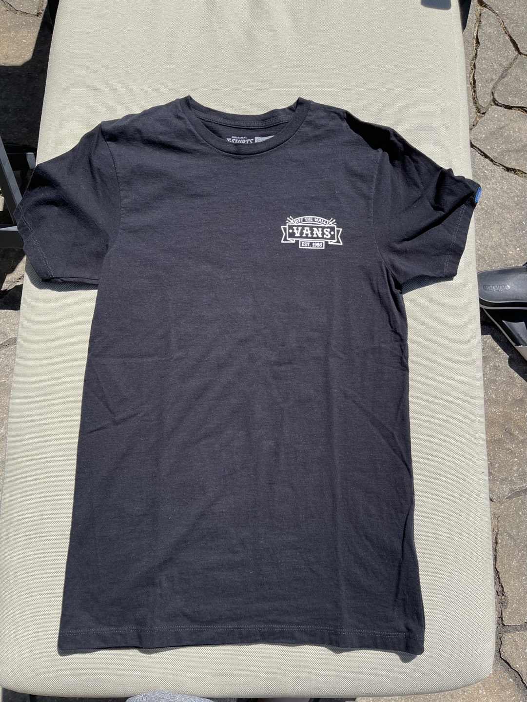 Men’s Black Vans Off the Wall T-Shirt size Small thumbnail