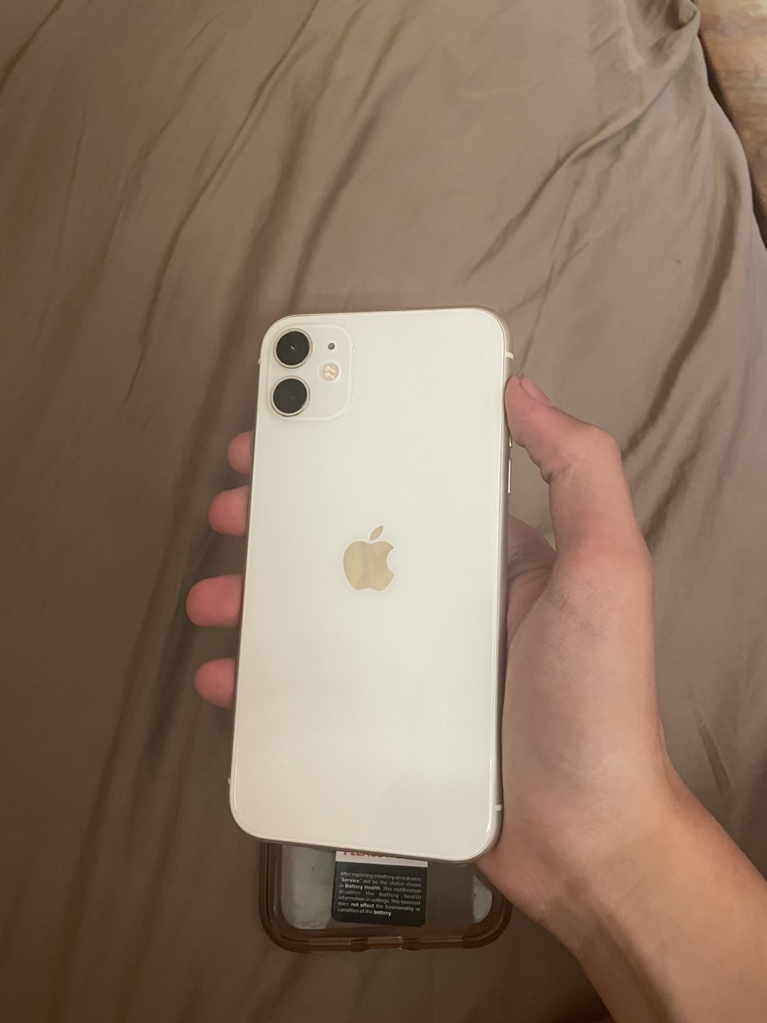 iPhone 11 64gb white - photo 2