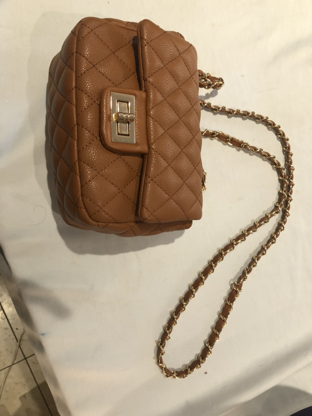 New quilted chained crossbody bag from Winners - photo 3