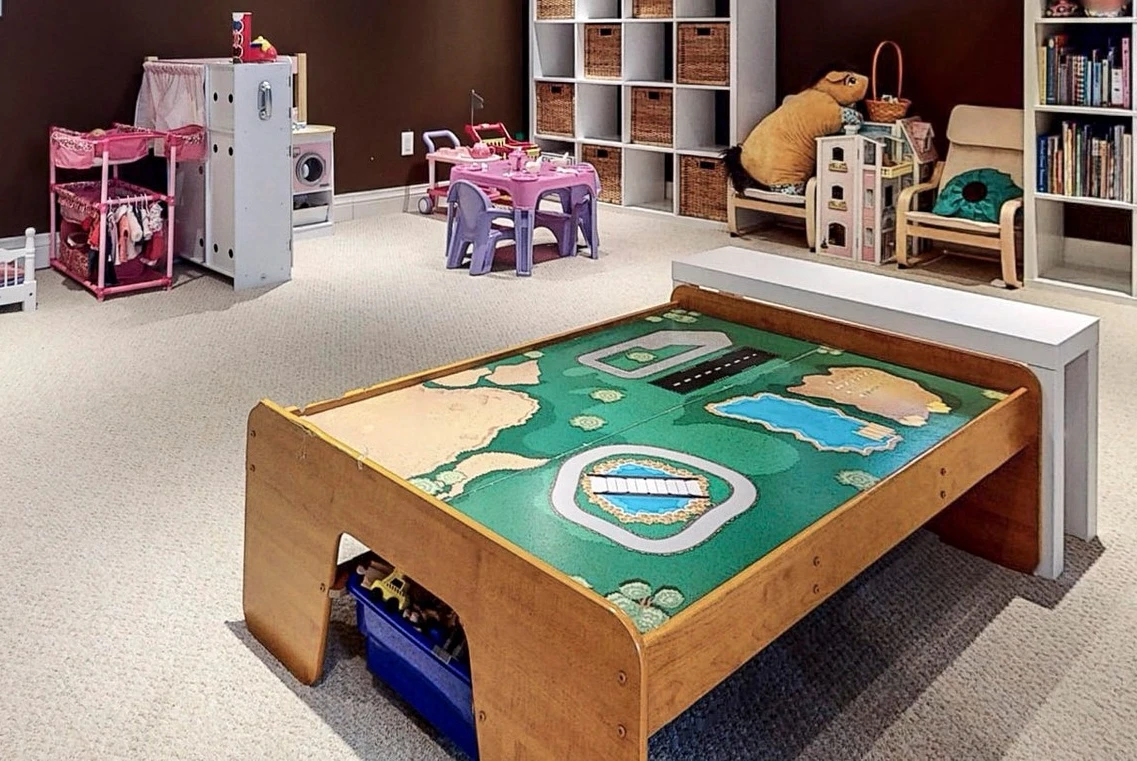 All-inclusive train table with 3 complete Brio train sets